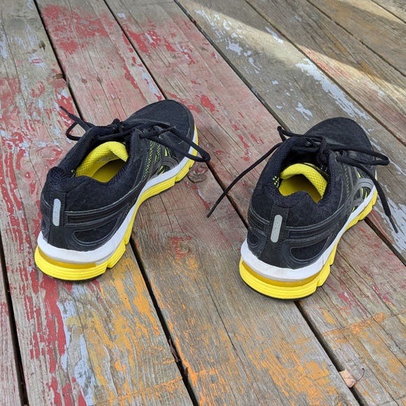 ASICS Running shoes - Picture 2 of 8